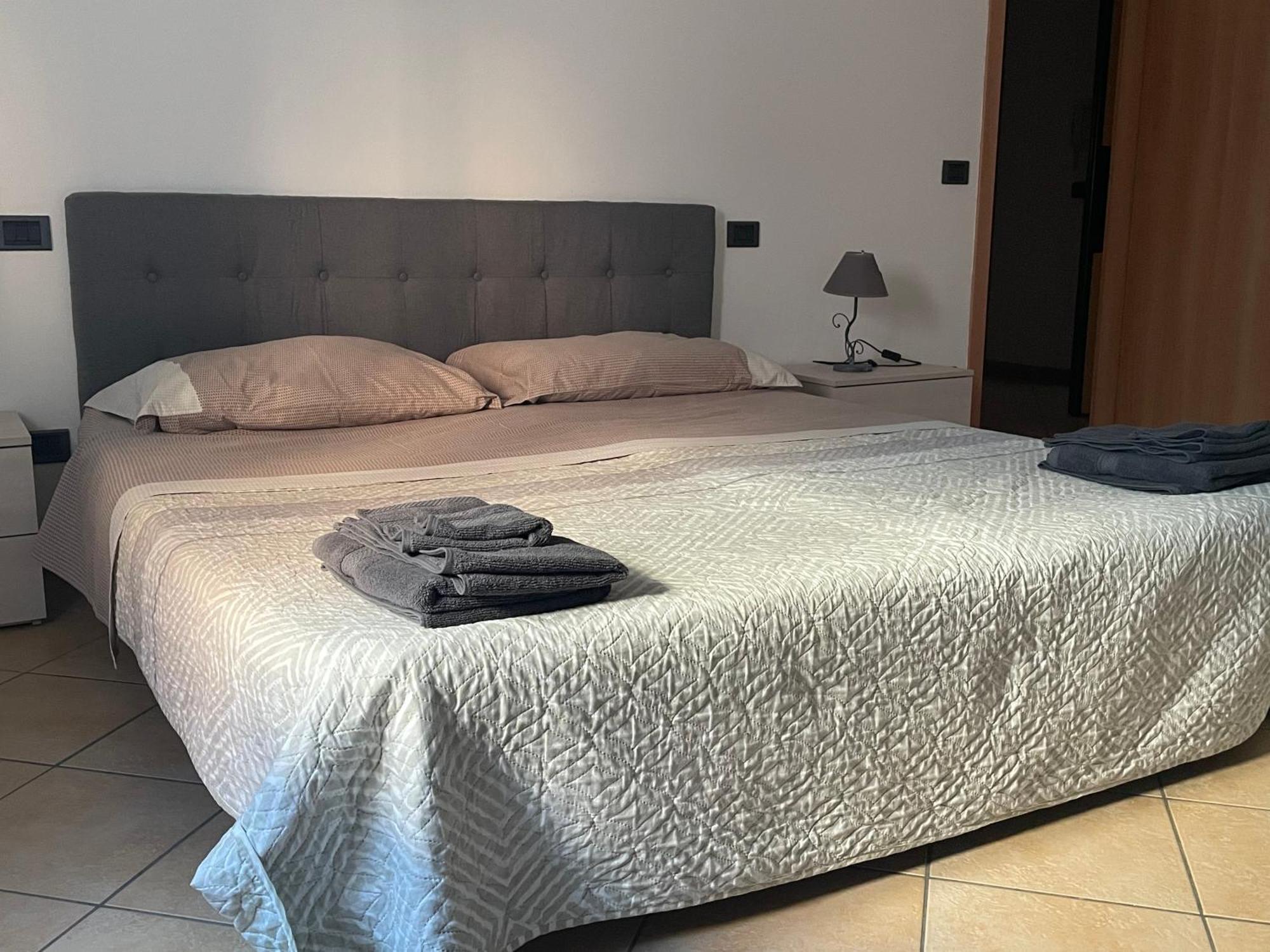 Massa Lombarda Romagna Apartments מראה חיצוני תמונה